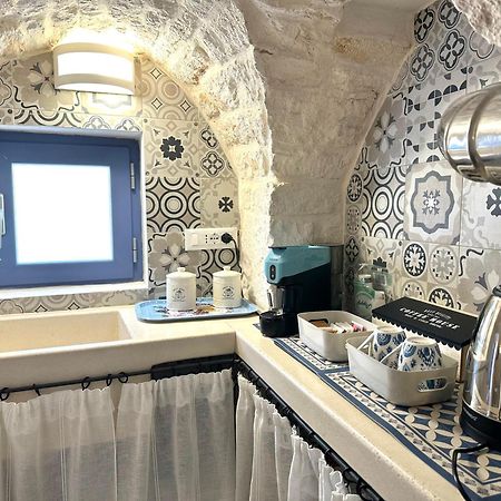 Suite La Petra Челье-Мессапика Экстерьер фото
